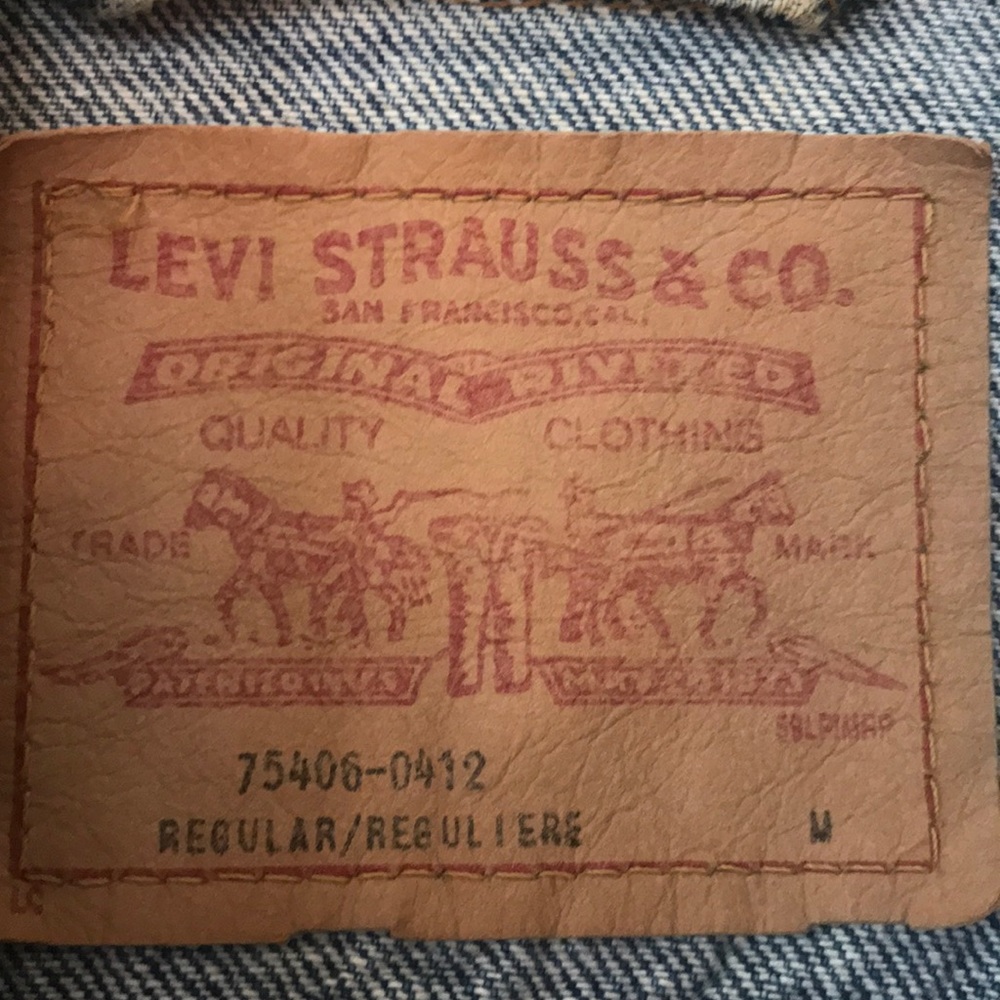 Levi’s Jean Jacket - Picture 3 of 3